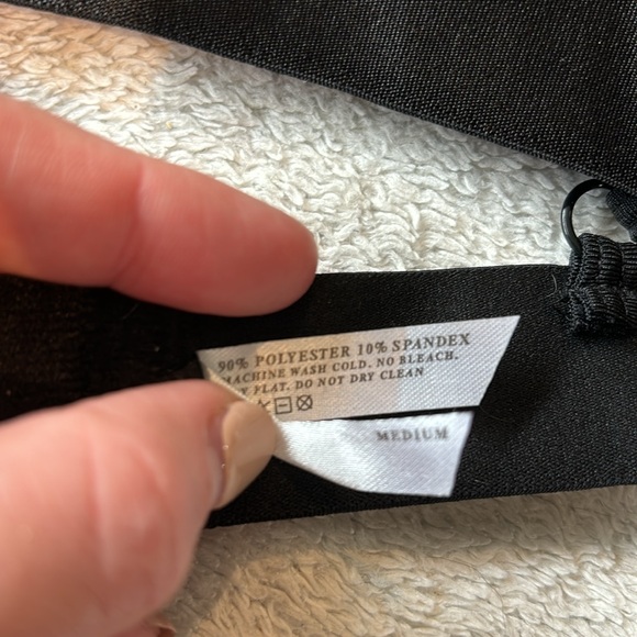 Velvet bralette size medium - Picture 2 of 2